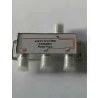 Distribuitor / Splitter TV, 3 iesiri, o intrare ( power pass )
